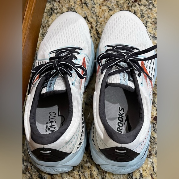Brooks Adrenaline 21 Women’s 9.5 - Picture 4 of 6